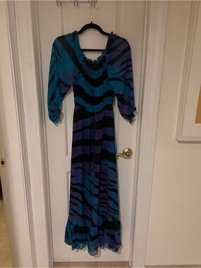 Diane von Furstenberg Teal Purple Zebra Print Chiffon Maxi Dress Size 2